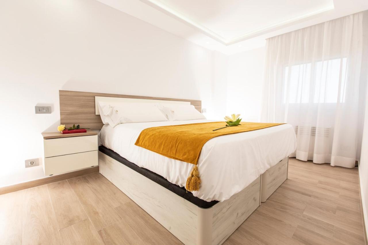 Luxury Apartment Boutique In Torres Del Sol Playa de las Americas  Exterior photo